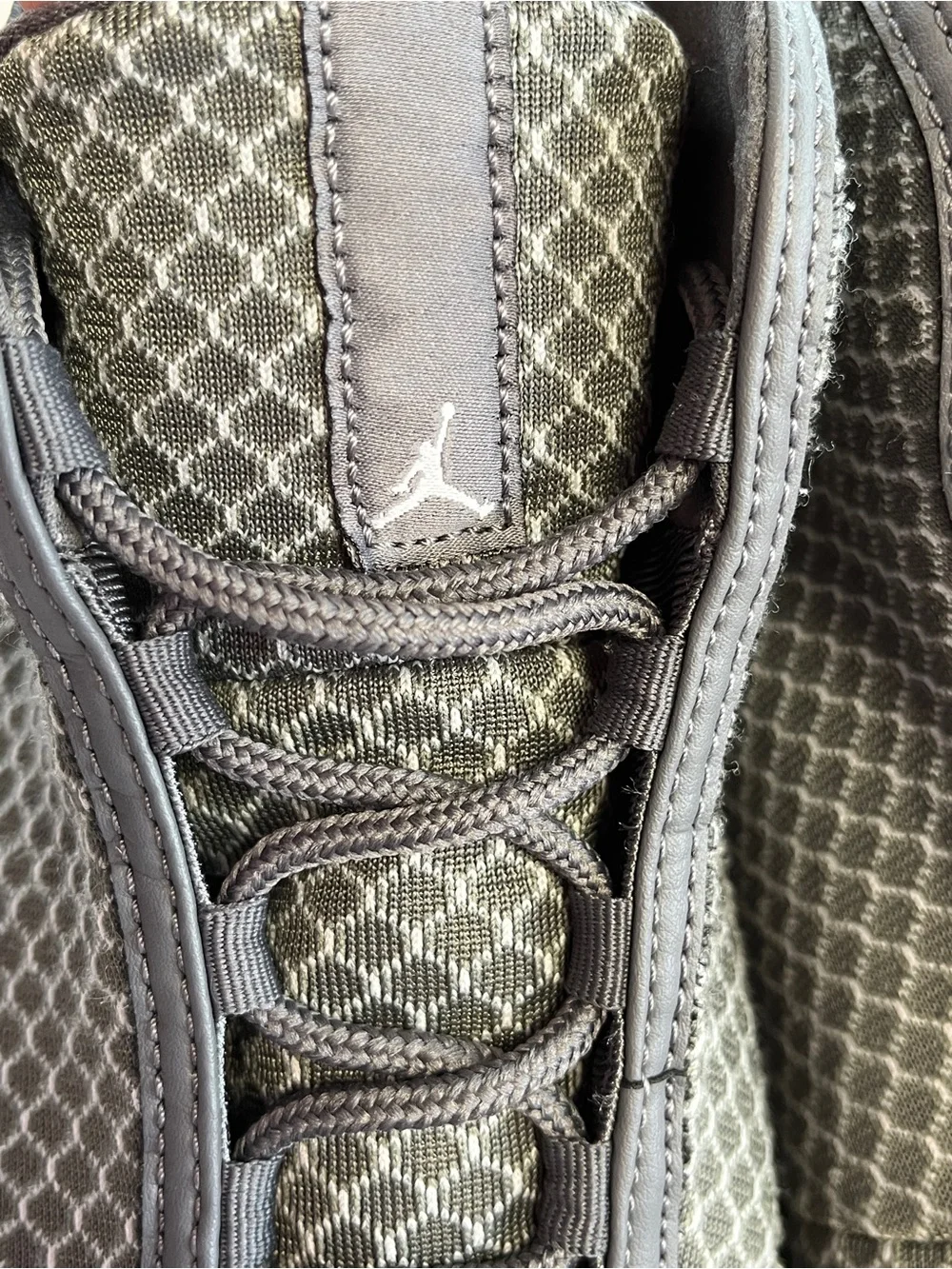 Jordan Horizon Wolf Grey Geometric Textile Sneakers Men’s 9.5 823581-003